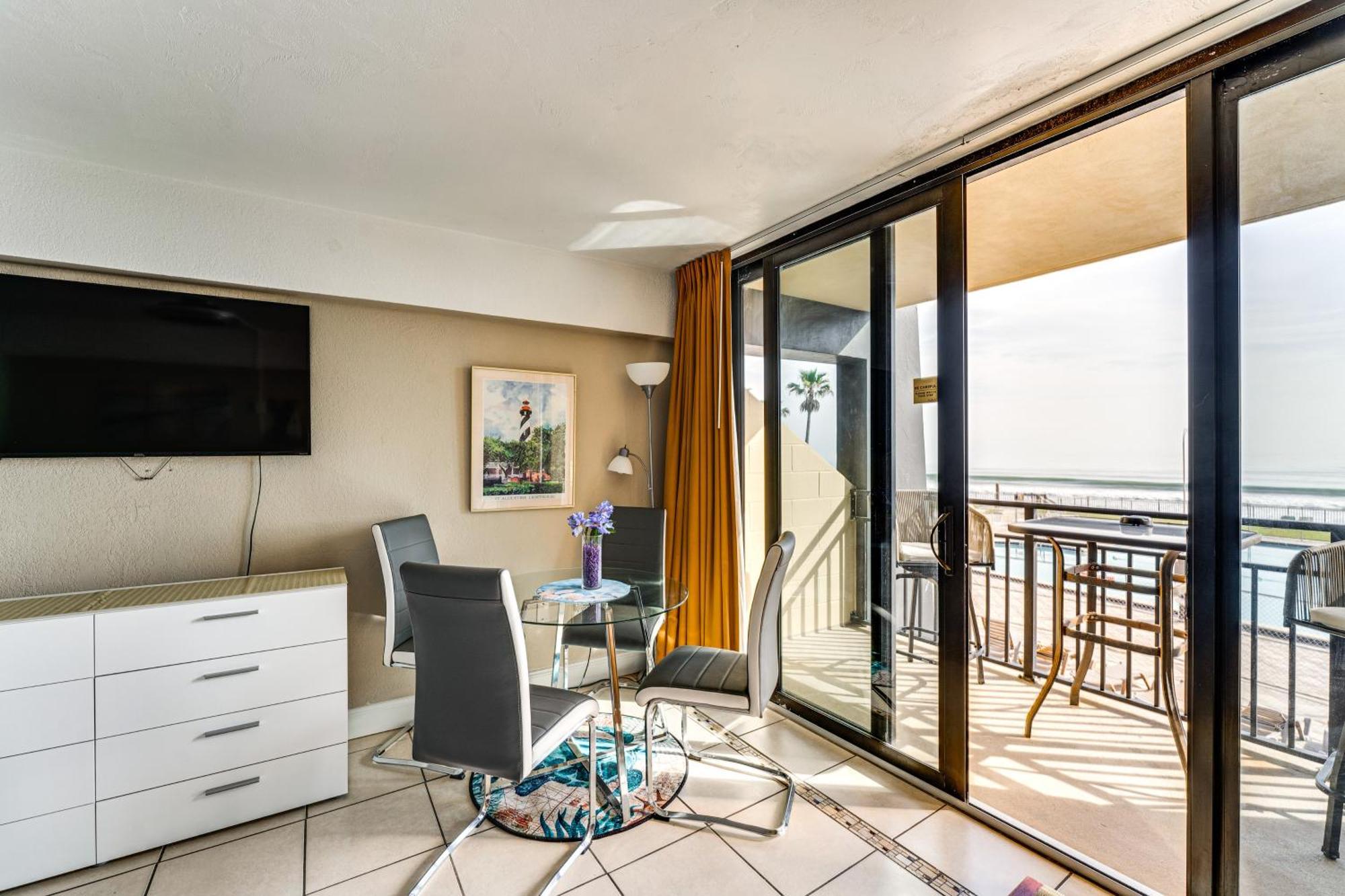 Daytona Beach Resort Studio With Beach Access! Dış mekan fotoğraf